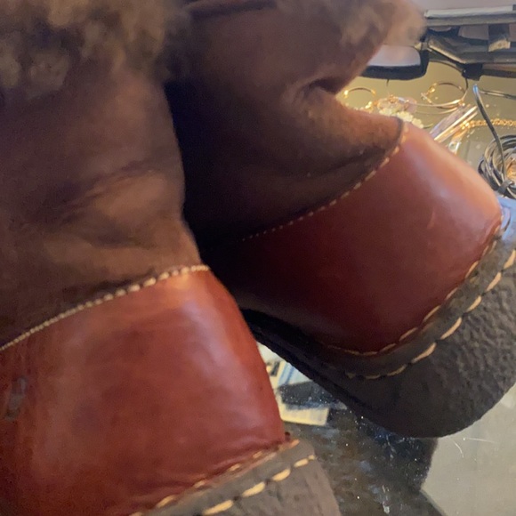 Boots - Picture 5 of 6